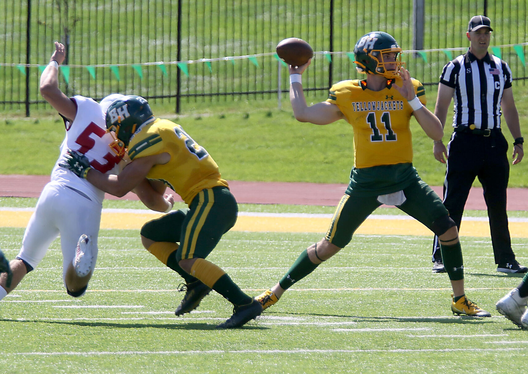 091122-BHSU6A.jpg